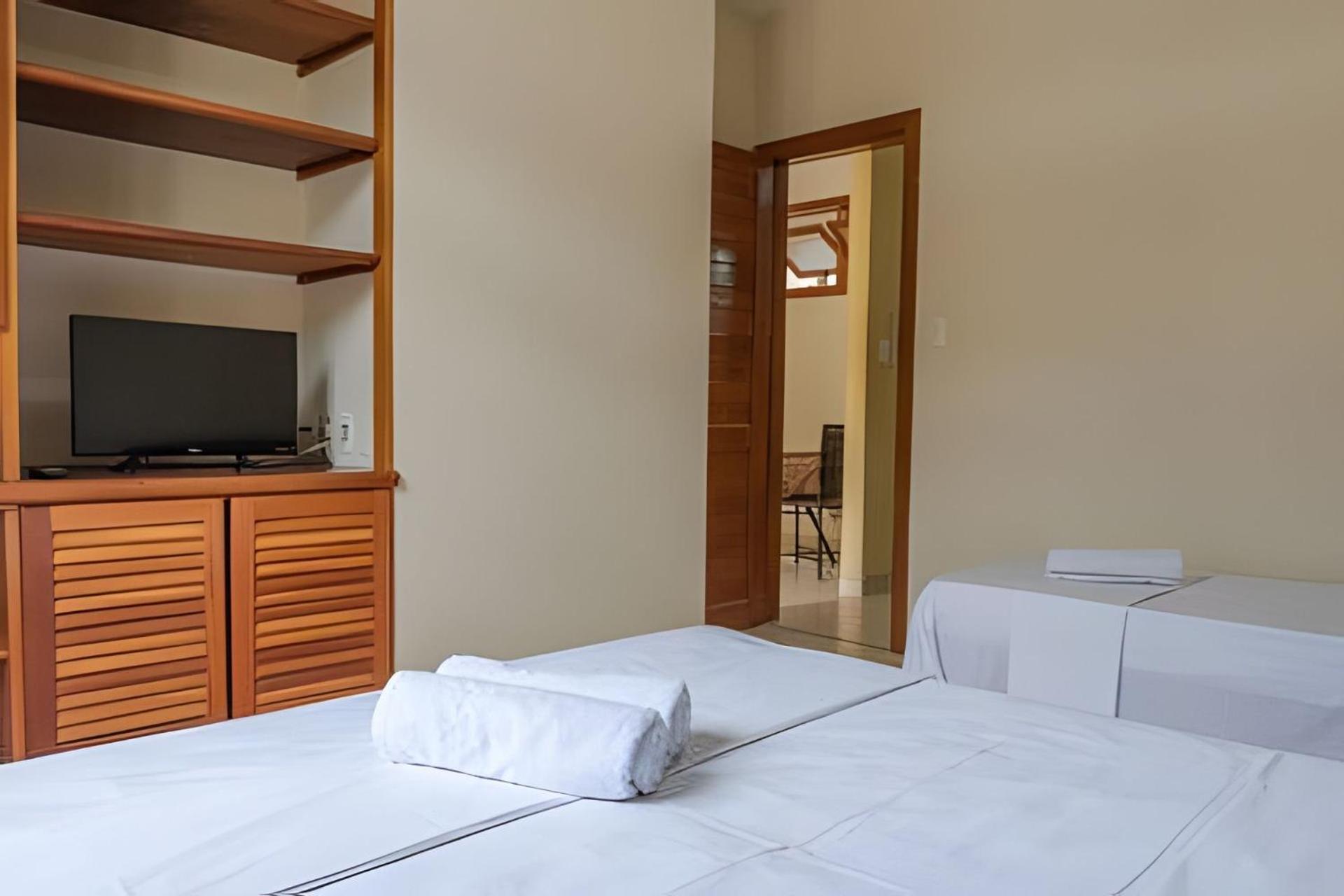 Taperapuan Beachfront Haven: Poolside Retreat with Wi-Fi Porto Seguro Exterior photo